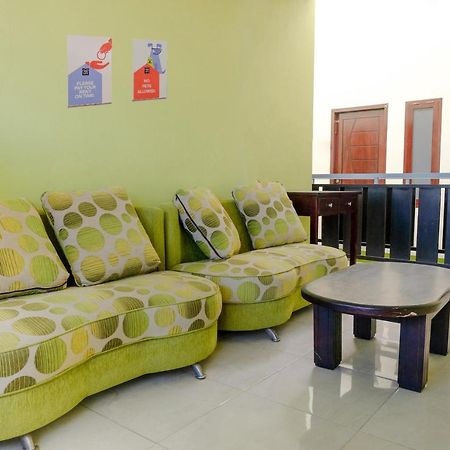 Zulfina Homestay Syariah Mitra Reddoorz Banyuwangi  Luaran gambar