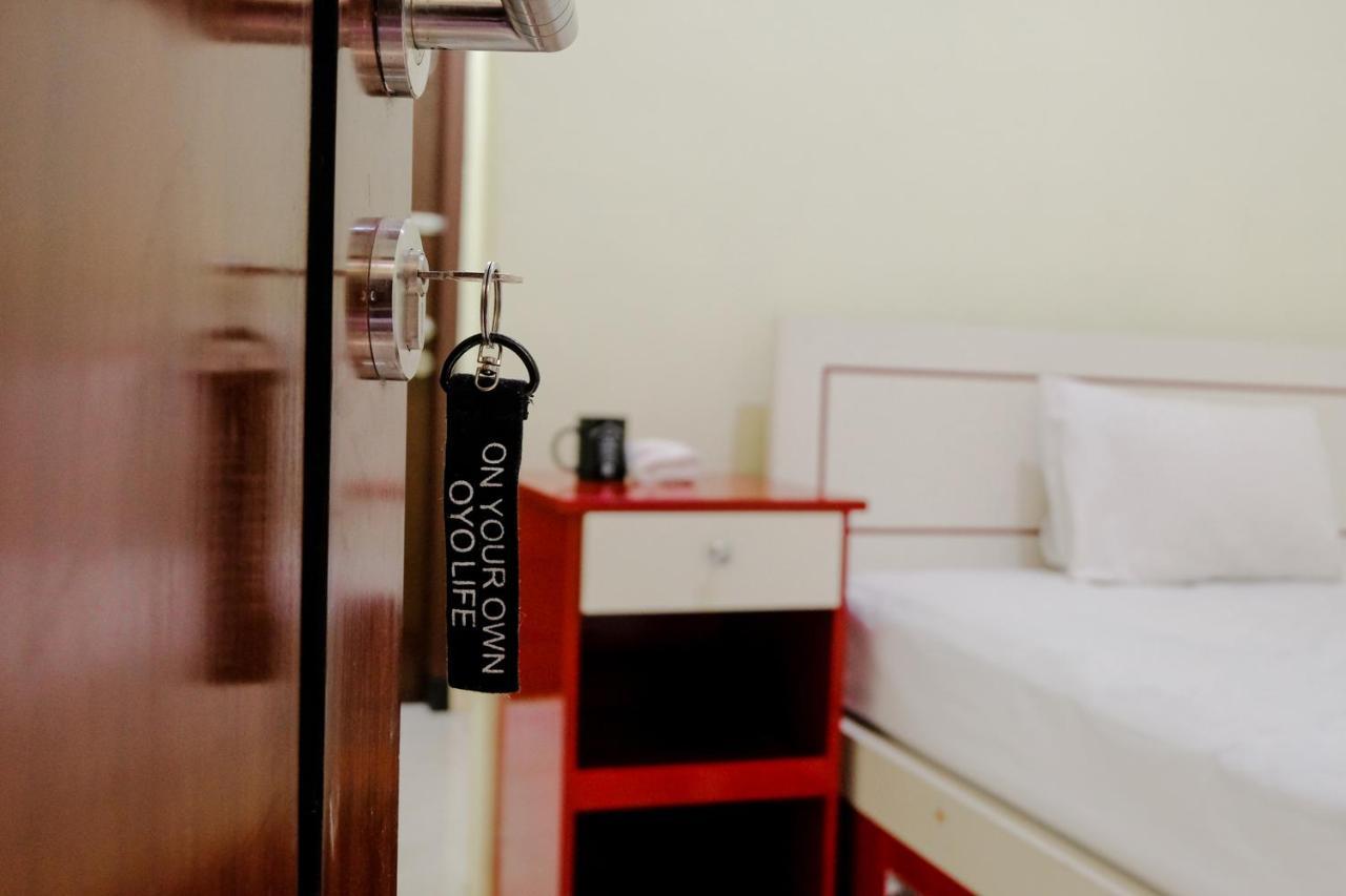 Zulfina Homestay Syariah Mitra Reddoorz Banyuwangi  Luaran gambar